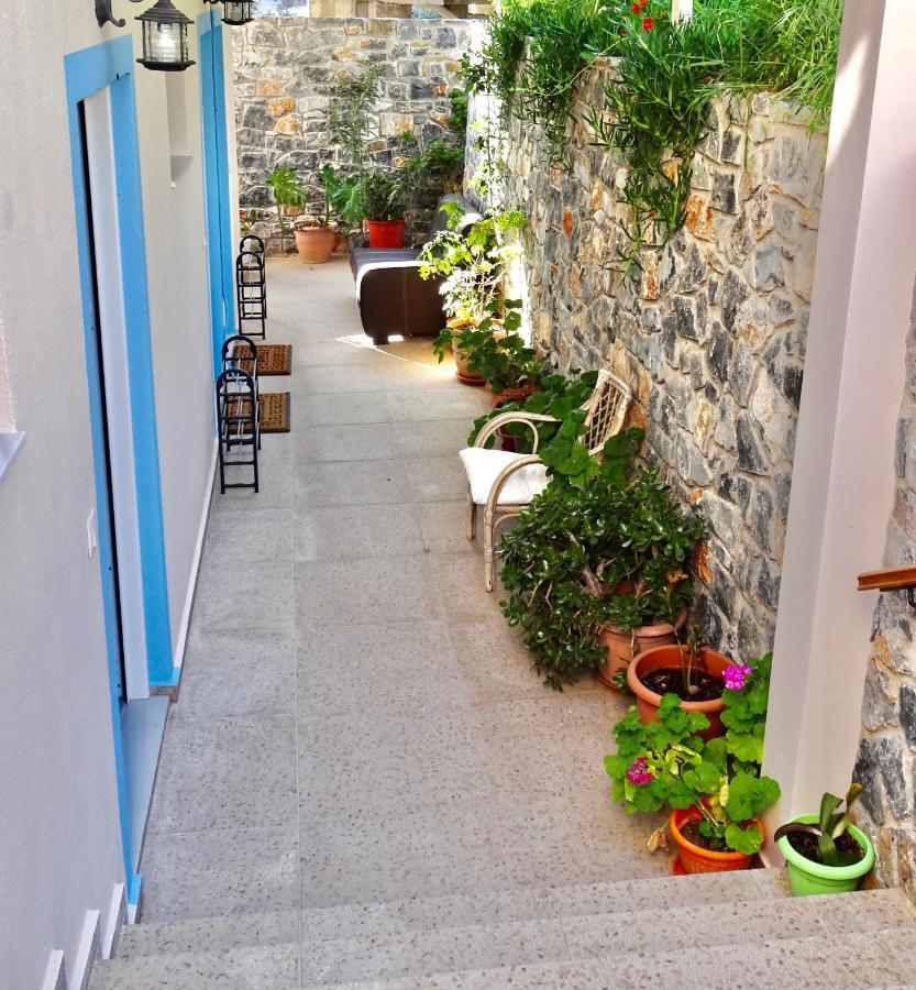 Faros Apartment Сфакиа Екстериор снимка